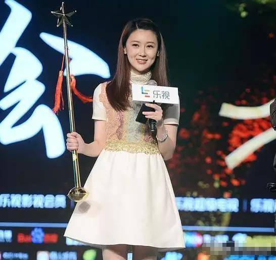 創(chuàng)業(yè)資訊：有頭腦！有魄力！嫁給賈躍亭的甘薇創(chuàng)業(yè)也不賴！