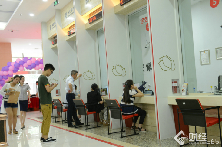 財政部：標(biāo)普調(diào)降中國評級是一個錯誤的決定