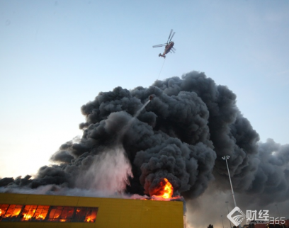 莫斯科商場突發大火　損失逾1億美元，3000人需疏散