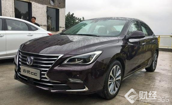 這輛國產(chǎn)車太牛了！你能認(rèn)出來是哪款汽車嗎？
