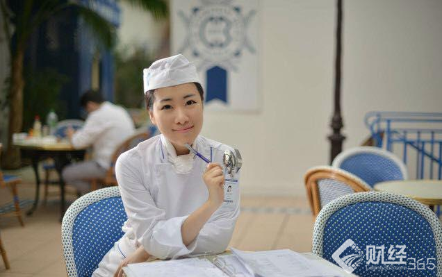 學霸到哪都是“霸”，三里屯開店當月就盈利，她是怎么做到的？