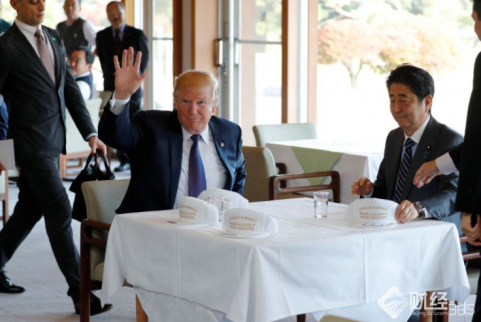 特朗普訪日，又批美日貿易“不公平”