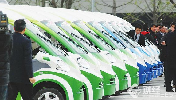 曬曬太陽就能跑，新能源汽車銷量翻倍是這原因?
