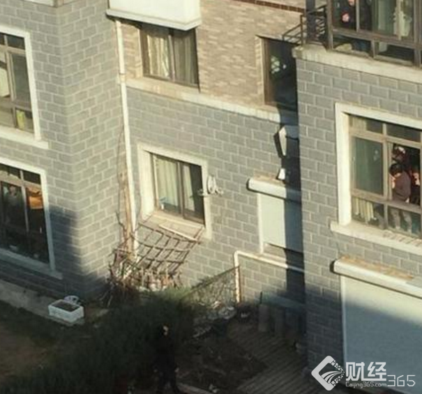 奔馳開回家少了一把鑰匙！夫妻吵架一死一傷！