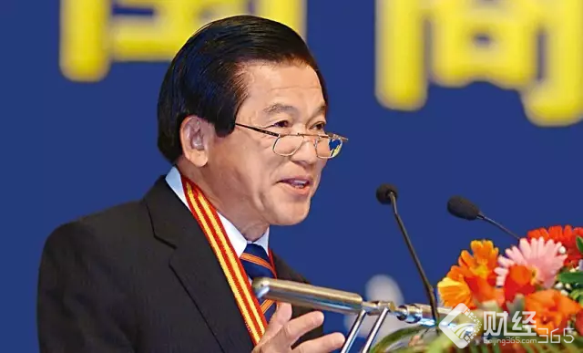 賣過冰棒、當過伙計 窮孩子逆襲成“棕櫚油大王”