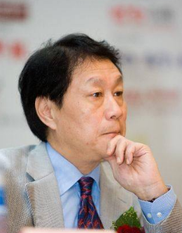 “亞洲股神”胡立陽(yáng) 僅2年5萬(wàn)到9000萬(wàn)! 股神教你買股票！