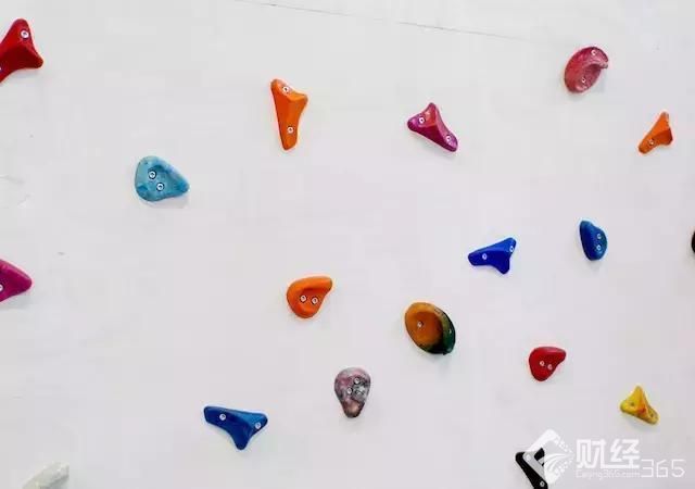 讓人拍案叫絕！小伙創(chuàng)業(yè)，建塑料再利用平臺！