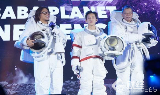 大佬們喜歡唱歌演戲出書，明星們也熱衷去公司做首席