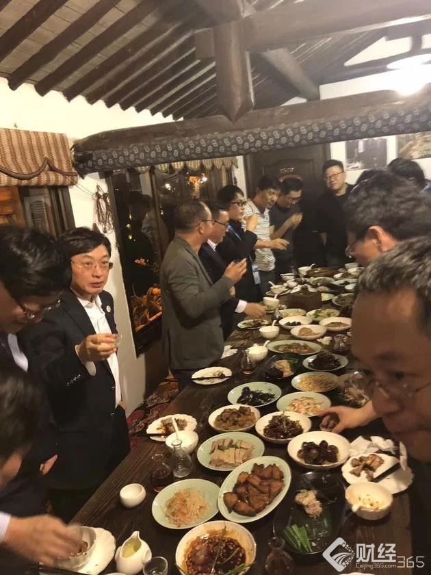 丁磊烏鎮(zhèn)做東：馬化騰周鴻祎李彥宏都來(lái)了 獨(dú)缺馬云