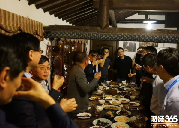 東半球身價最高飯局
