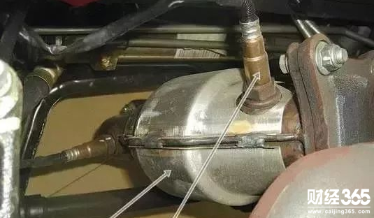 排氣系統(tǒng)的氧傳感器有何作用?