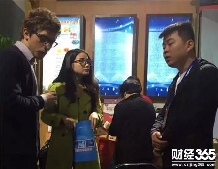 大學生創業：草根創業賣土特產，“年終福利”讓他們大賺一筆！
