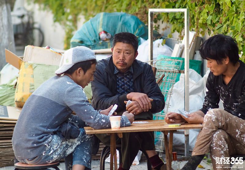 他們月入過萬，收入高過白領，但很少有年輕人愿干！