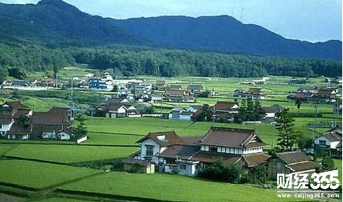 經濟日報：宅基地“三權分置”須有序推進