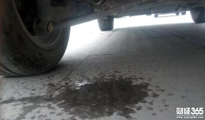 排氣管漏水是發動機進水?