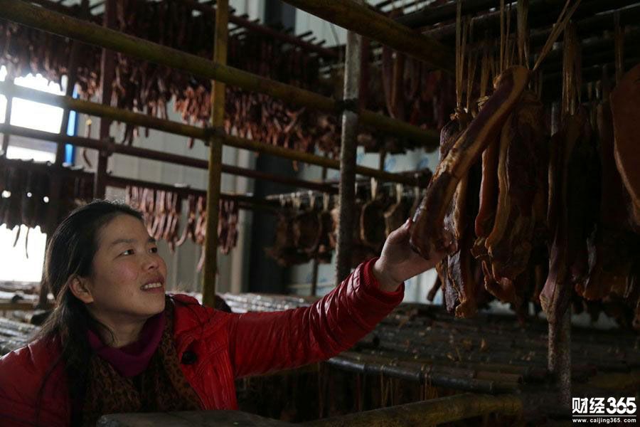臘肉女王一冬做十萬斤臘肉 臘肉生意讓人羨