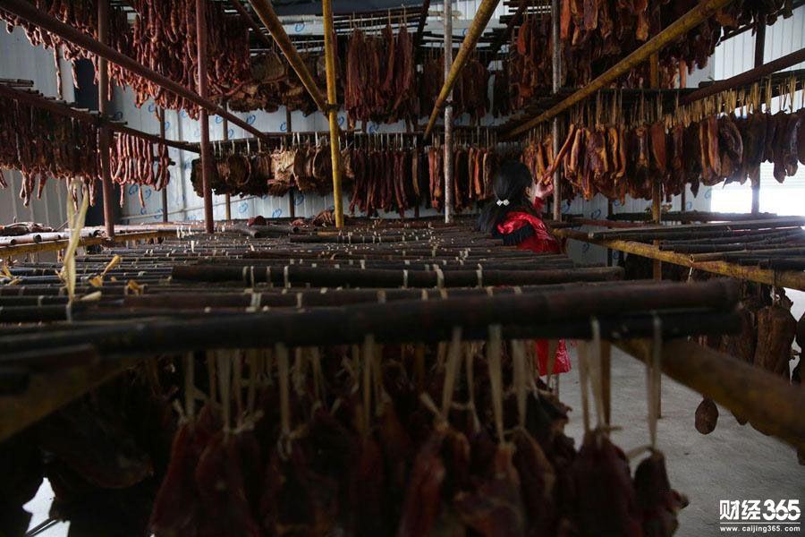 臘肉女王一冬做十萬斤臘肉 臘肉生意讓人羨