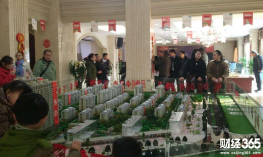 探溫南京樓市：量價齊穩中亦存冷熱分化 買房人“淡定”