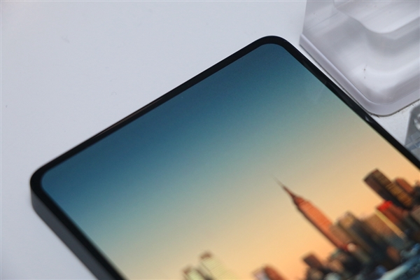 最完美全面屏vivo APEX上手體驗(yàn)：感覺很驚艷！