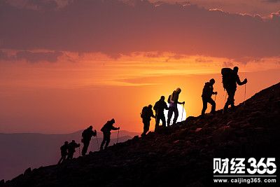 陸睿銘：復活節前現貨黃金為何暴漲暴跌，倫敦金非農能否扭轉乾坤