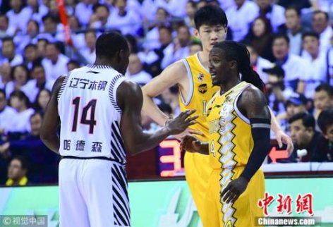 遼寧男籃以4:0總比分橫掃對手 奪得CBA總決賽冠軍