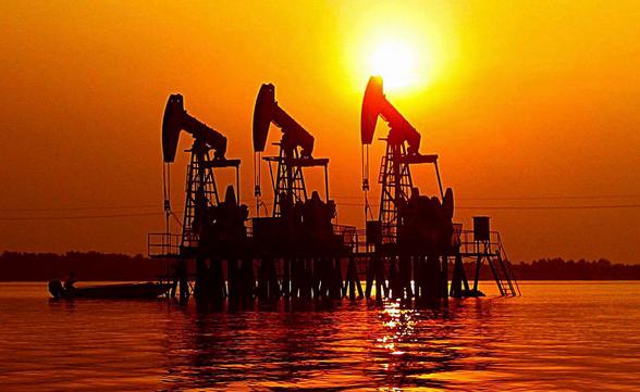 EIA原油庫存降幅不及預期 原油暴跌逾3%