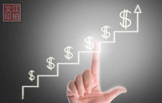 江柏文：8.20周一黃金保持漲勢做多機會來臨？日內操作建議