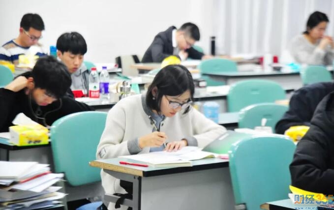 財經(jīng)365視界：戰(zhàn)“疫”躺槍者2020難！